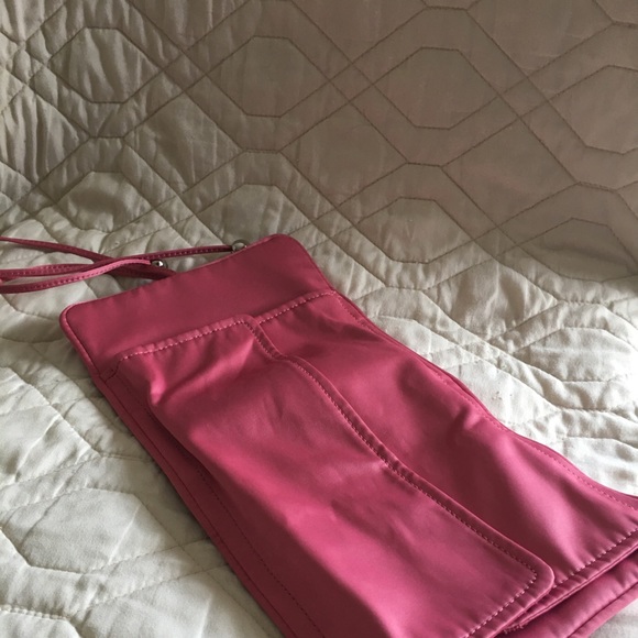 Coach pink satin jewelry roll - Picture 5 of 5